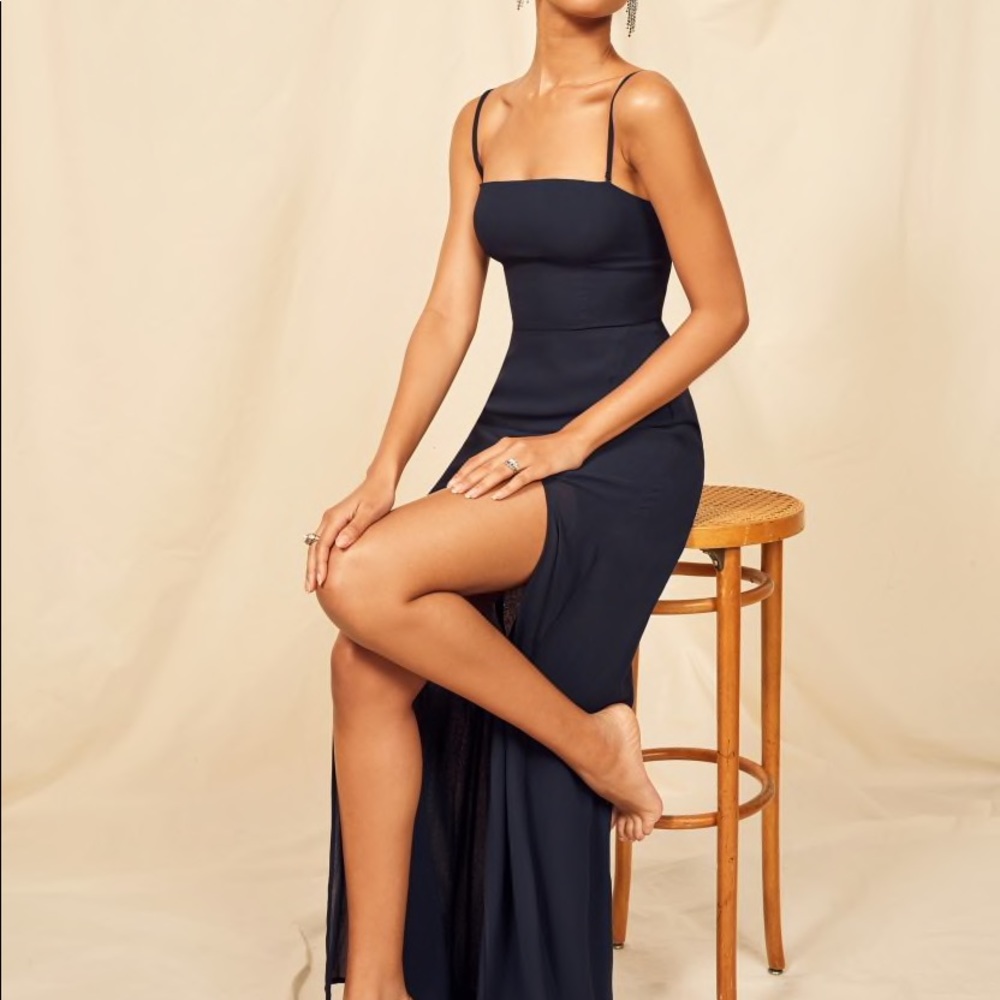 Reformation Blue Strapless Dress with Elegant Silhouette - Picture 5 of 10